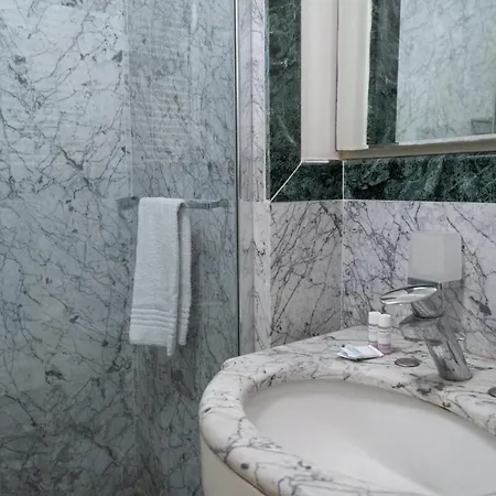 Apartment 2 Minutes From The Station Charming Florence